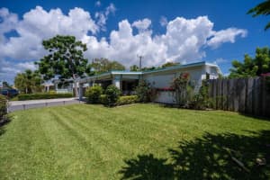 200 28th Street, Riviera Beach, FL 33404 - MLS#R11159182