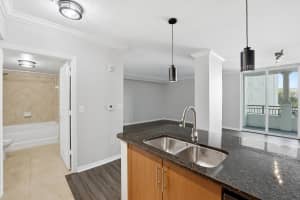 600 Dixie Highway, West Palm Beach, FL 33401 - MLS#R11159208