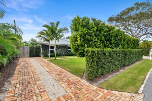 7521 Edgewater Circle, Lake Clarke Shores, FL 33406 - MLS#R11159211