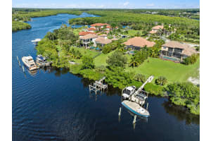 109 Se Fiore Bello, Port St. Lucie, Fl 34952 Port Saint Lucie, FL 34952 - Off Market