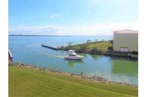 4 Harbour Isle Drive, Fort Pierce, FL 34949 - MLS#R11159333
