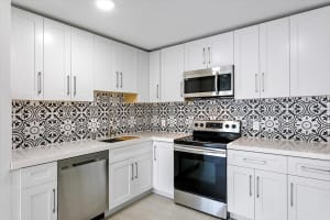 700 Waterside Drive, Hypoluxo, FL 33462 - MLS#R11159334