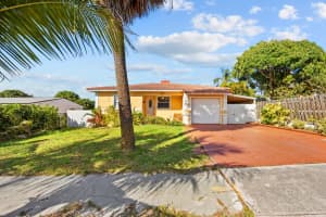 913 Bradley Court, West Palm Beach, Fl 33405, West Palm Beach