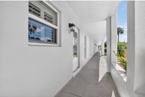 250 20th Street, Boca Raton, FL 33431 - MLS#R11159380