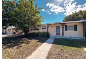 140 Prima Vista Boulevard, Port Saint Lucie, FL 34983 - MLS#R11159460