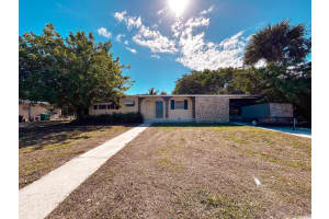 140 Prima Vista Boulevard, Port Saint Lucie, FL 34983 - MLS#R11159460