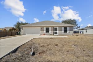 3882 Darwin Boulevard, Port Saint Lucie, FL 34953 - MLS#R11159475