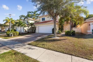 6384 Adriatic Way, West Palm Beach, FL 33413 - MLS#R11159488