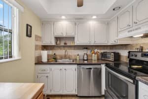 256 Flanders F, Delray Beach, FL 33484, Delray Beach, FL 33484 - MLS#R11159527