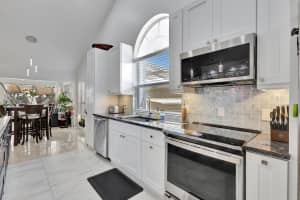 2354 Saratoga Bay Drive, West Palm Beach, FL 33409 - MLS#R11159558