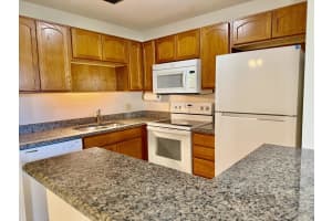 7 Lake Vista Trail, Port Saint Lucie, FL 34952 - MLS#R11159577