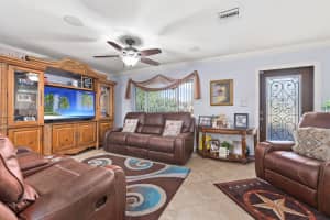 2611 29th Street, Fort Pierce, FL 34981 - MLS#R11159579