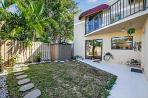 4005 Village Drive, Delray Beach, FL 33445 - MLS#R11159580