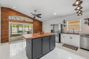 5690 Green Island Drive, Lake Worth, FL 33463 - MLS#R11159601