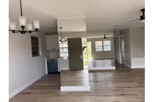 12 Lake Vista Trail, Port Saint Lucie, FL 34952 - MLS#R11159614