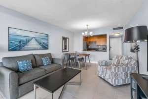 1830 Embassy Drive, West Palm Beach, FL 33401 - MLS#R11159649