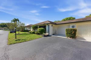 4903 Equestrian Circle, Boynton Beach, FL 33436 - MLS#R11159673