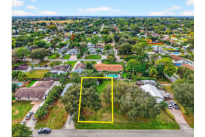 7685 2nd Terrace, Lake Worth, FL 33463 - MLS#R11159689