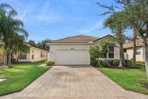 10033 Stonegate Drive, Port St Lucie, FL 34987 - MLS#R11159690