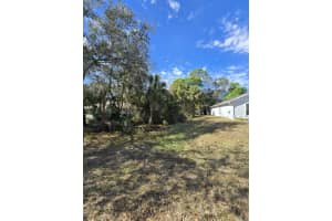 2445 87th Court, Vero Beach, FL 32966 - MLS#R11159732