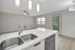 725 Burgundy P, Delray Beach, FL 33484, Delray Beach, FL 33484 - MLS#R11159739