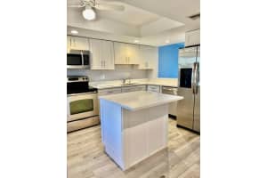 1030 Us Highway 1 302, North Palm Beach, FL 33408, North Palm Beach, FL 33408 - MLS#R11159766