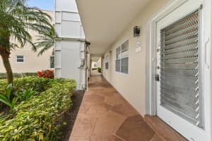 302 Capri G, Delray Beach, FL 33484, Delray Beach, FL 33484 - MLS#R11159801
