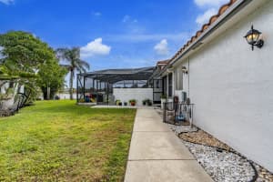 8321 Bonita Isle Dr Drive, Lake Worth, FL 33467 - MLS#R11159897