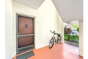 352 Lake Frances Drive, West Palm Beach, FL 33411 - MLS#R11159909