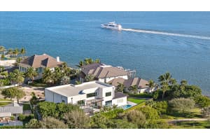 706 Lakeside Circle, North Palm Beach, FL 33408 - MLS#R11160076