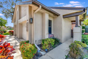 5308 Fairway Woods Drive, Delray Beach, FL 33484 - MLS#R11160083