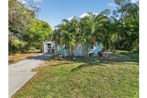5210 Palm Drive, Fort Pierce, FL 34982 - MLS#R11160095
