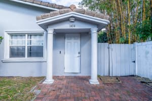 1404 4th Ave Avenue, Fort Lauderdale, FL 33311 - MLS#R11160109