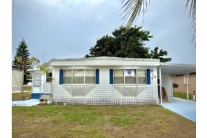 14 Golf Drive, Port Saint Lucie, FL 34952 - MLS#R11160118