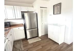 406 Lakeside Drive, Margate, FL 33063 - MLS#R11160199