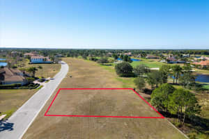 107 SE Rio Casarano, Port St. Lucie, FL 34984, Port Saint Lucie, FL 34984 - MLS#R11160215