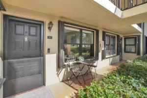 4715 Lucerne Lakes Boulevard, Lake Worth, FL 33467 - MLS#R11160307