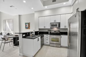 801 Olive Avenue, West Palm Beach, FL 33401 - MLS#R11160339