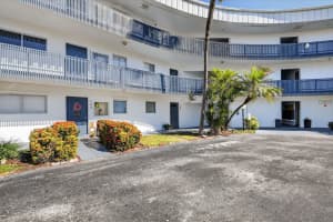 200 Waterway Drive, Lantana, FL 33462 - MLS#R11160366