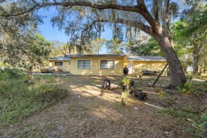 819 Tumblin Kling Road, Fort Pierce, FL 34982 - MLS#R11160373