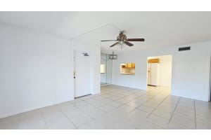 1001 Green Pine Boulevard, West Palm Beach, FL 33409 - MLS#R11160383