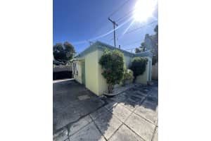 428 Malverne Road, West Palm Beach, FL 33405 - MLS#R11160402