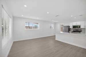 631 70th Avenue, Hollywood, FL 33024 - MLS#R11160407