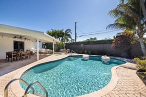 310 Orange Way, West Palm Beach, FL 33405 - MLS#R11160472