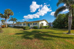 2824 Crosley Drive, West Palm Beach, FL 33415 - MLS#R11160494