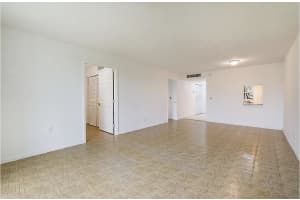 5500 2nd Avenue, Boca Raton, FL 33487 - MLS#R11160526