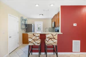 946 35th Avenue, Vero Beach, FL 32960 - MLS#R11160608