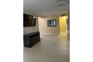 5701 Camino Del Sol 204, Boca Raton, FL 33433, Boca Raton, FL 33433 - MLS#R11160619