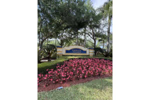 3033 Evergreen Circle, Boynton Beach, FL 33426 - MLS#R11160627
