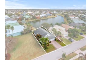 104 Willow Grove Avenue, Port Saint Lucie, FL 34986 - MLS#R11160649